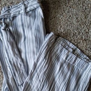 NWOT Banana Republic Summer Pants
